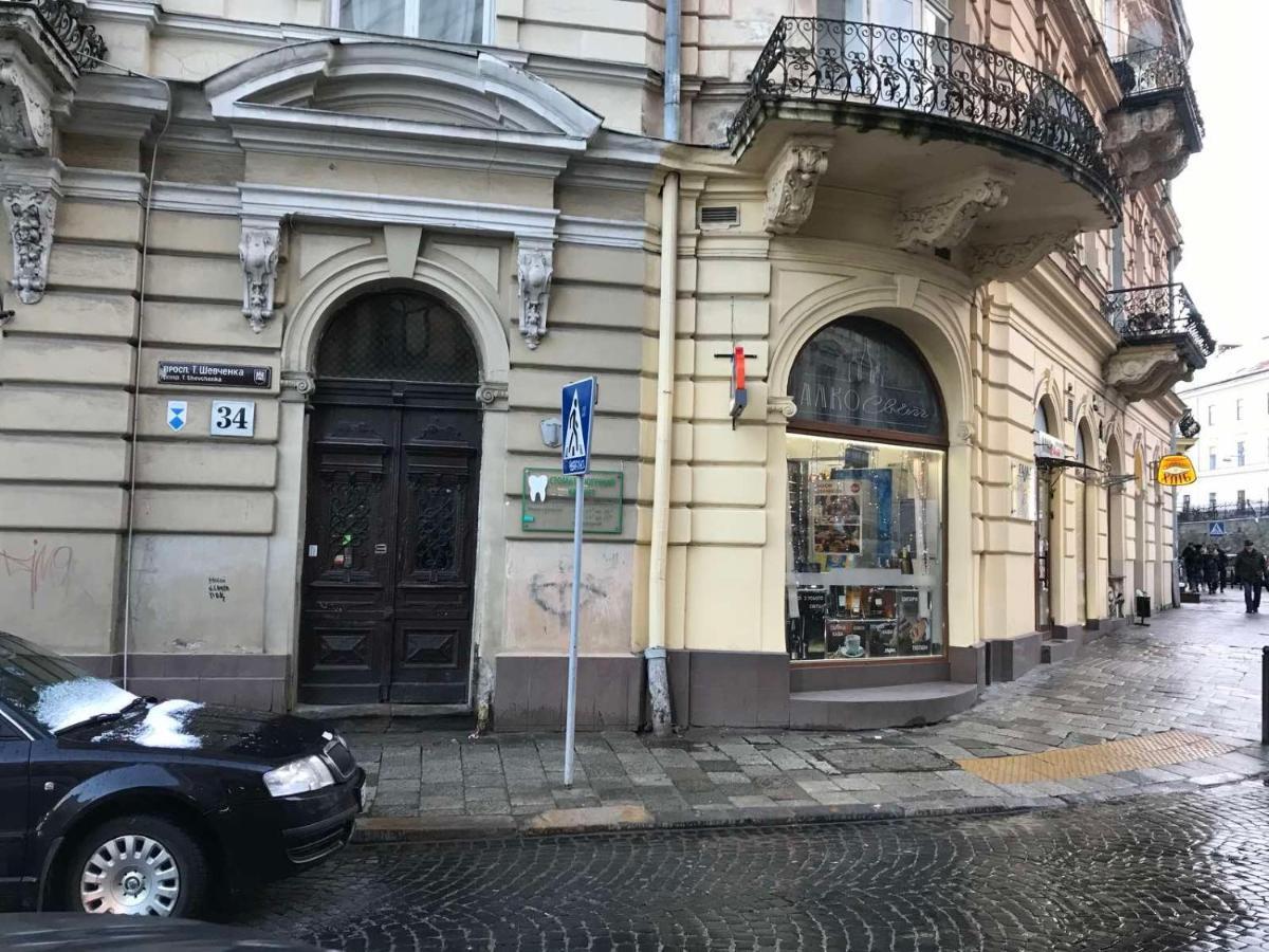 Apartments On Shevchenko Avenue Lviv Exteriör bild
