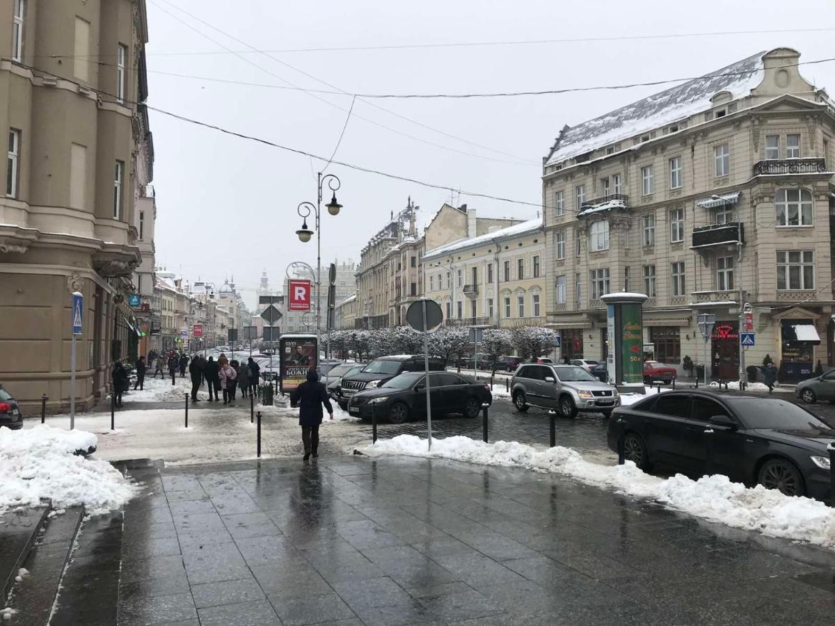 Apartments On Shevchenko Avenue Lviv Exteriör bild